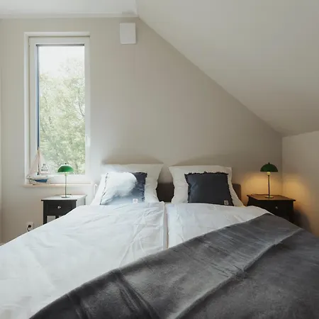 Neu Rügen Resørt Großzügige, Gemütliche Doppelhaushälfte Sven Mit Terrasse Ferienhaus Sagard