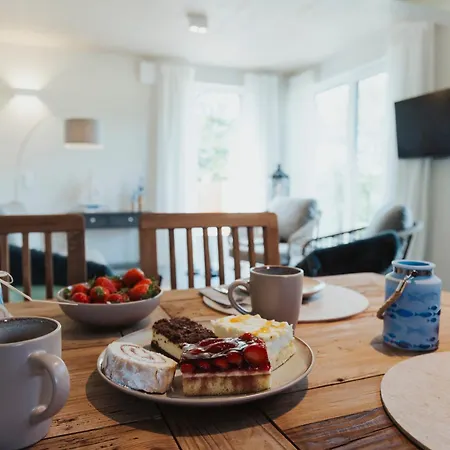 Neu Rügen Resørt Großzügige, Gemütliche Doppelhaushälfte Sven Mit Terrasse Ferienhaus Sagard